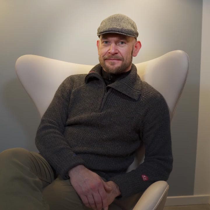 Dennis Pape - PLADS 86